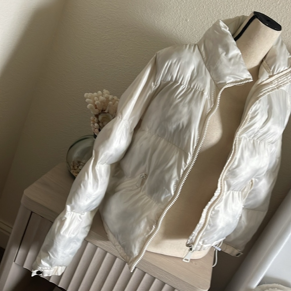 White puffer medium